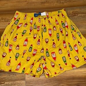 Old Navy Yellow Hot Sauce Print Shorts - NWOT- size small - perfect ❤️ gift